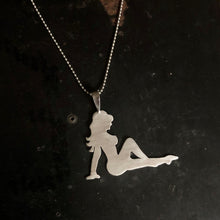 Load image into Gallery viewer, Mudflap Girl Chain
