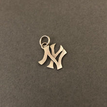 Load image into Gallery viewer, New York Yankees Necklace
