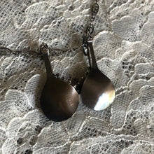 Load image into Gallery viewer, Peep Show Necklace
